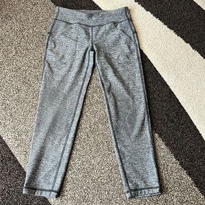 Ivivva heathered grey capris Girls 6